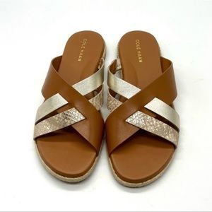 ✨NEW IN BOX ✨ Cole Hann gold brown sandals